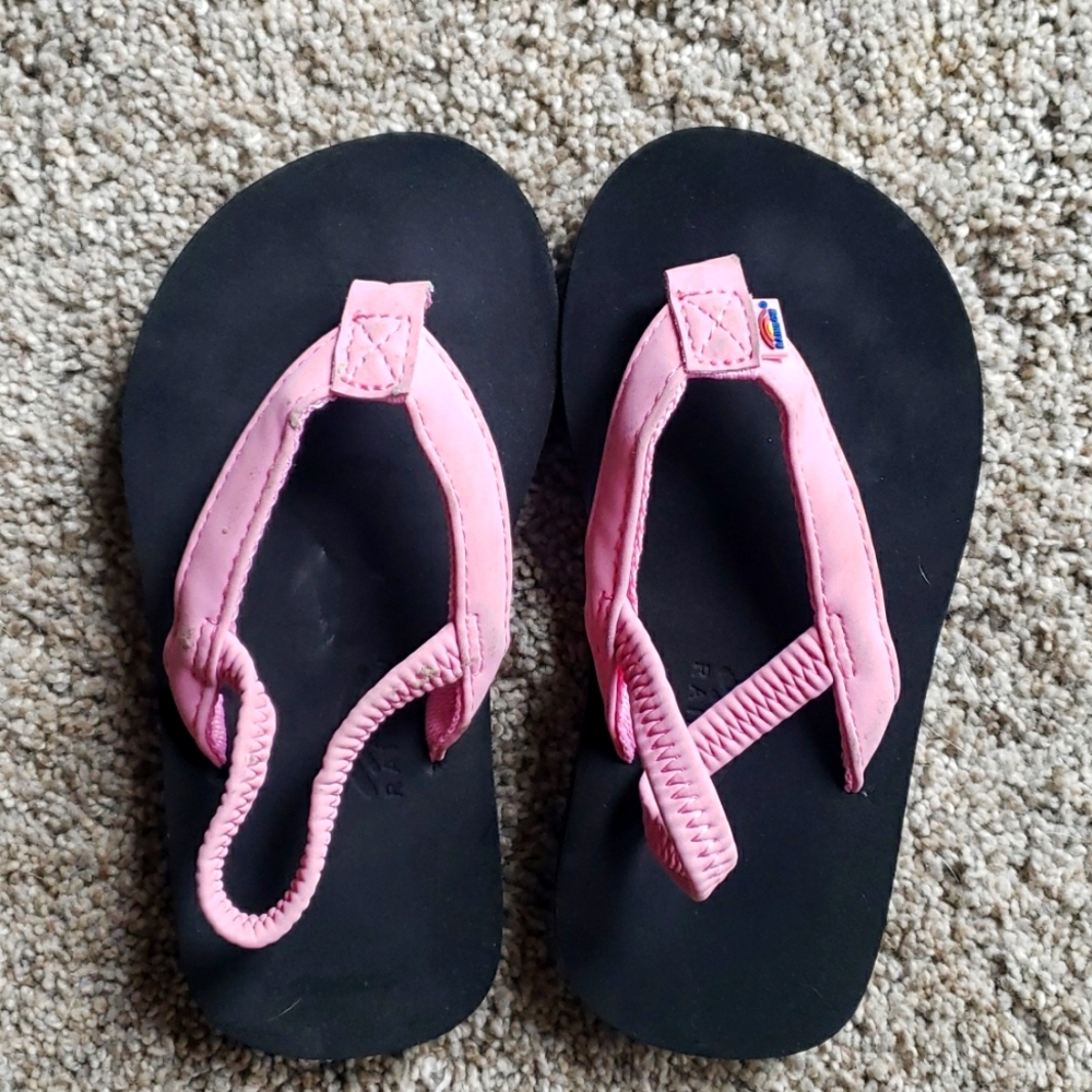 Rainbow 🌈 sandals toddler size 7
